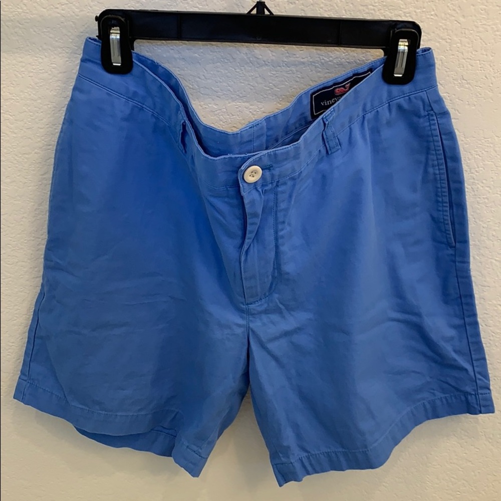 Gently used vineyard vines 7” shorts